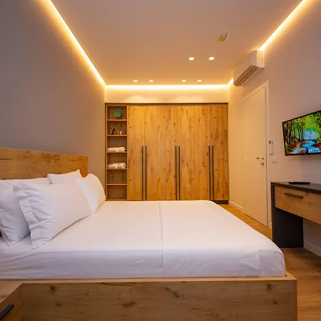 Apartment Chic *