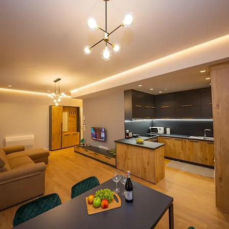 Apartment Chic *